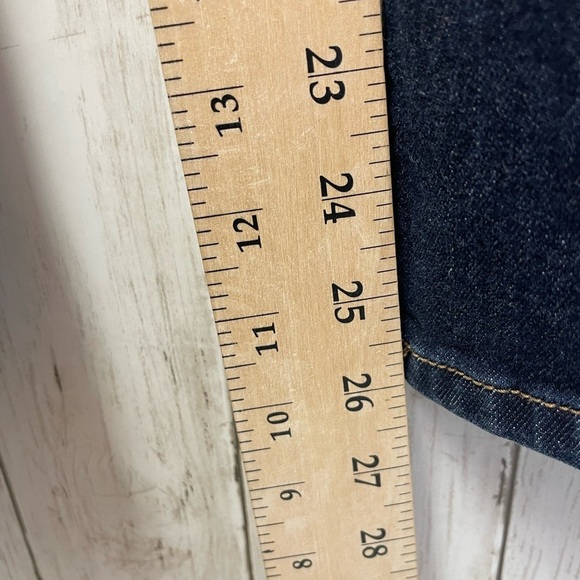 ST JOHN’S BAY dark wash women’s straight leg jeans size 12P - Picture 4 of 12